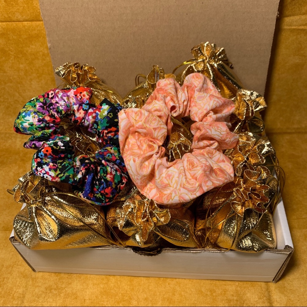 Scrunchie 12 Day Advent Calendar Floral